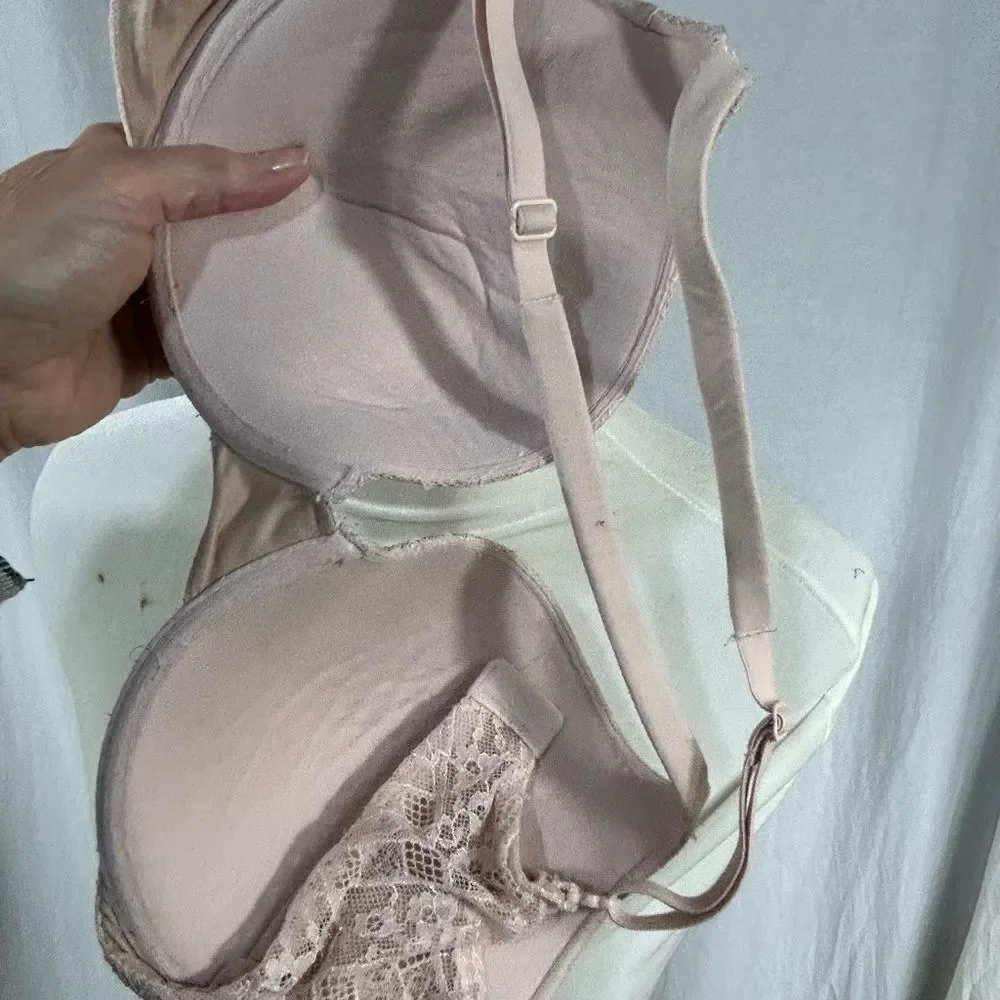 Victoria's Secret Lace Bra in Tan